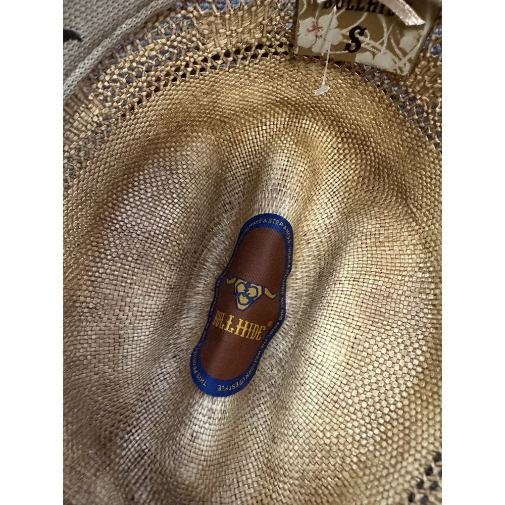 Bullhide straw cowboy